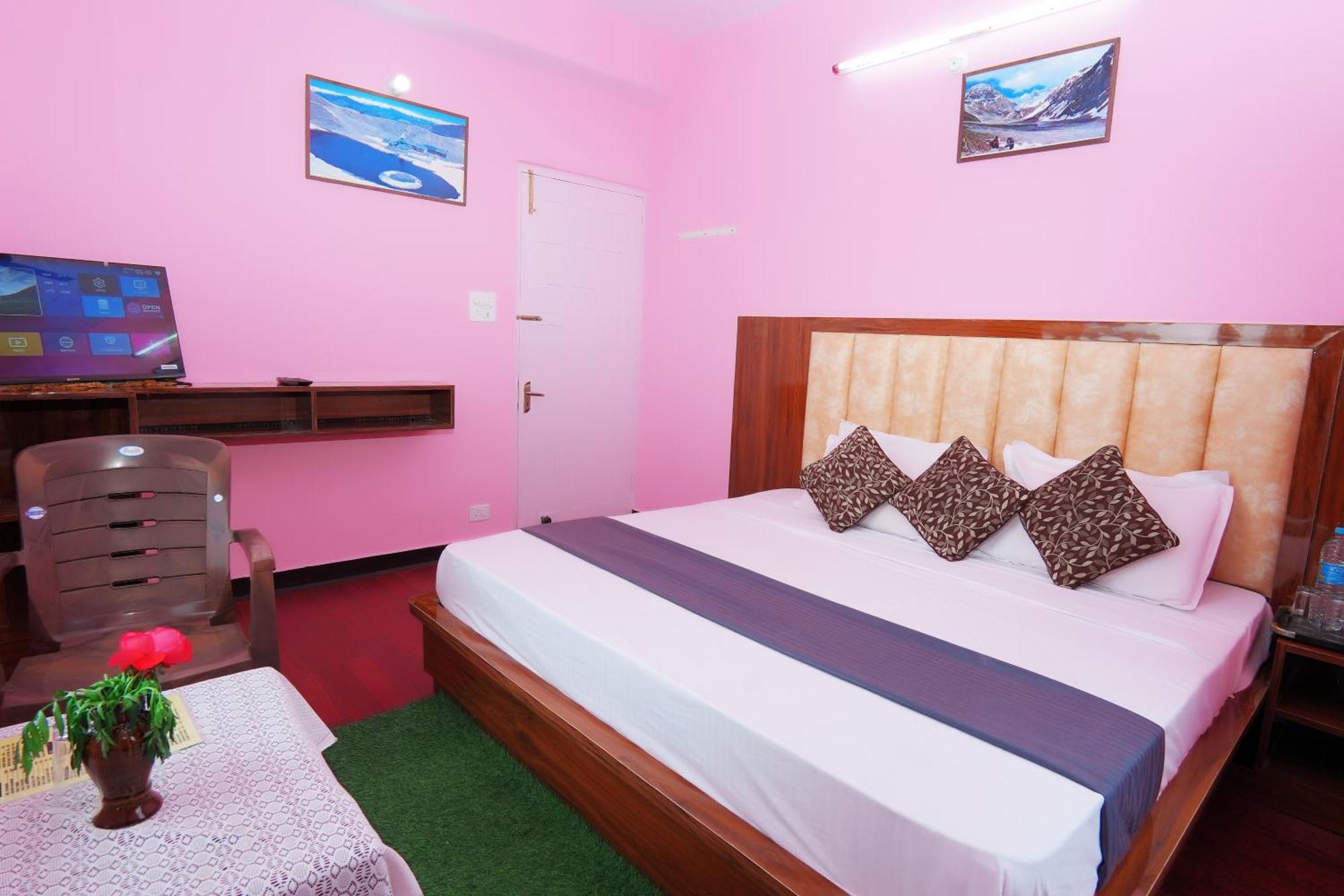 Shimla Hills Apartments 2Bhk المظهر الخارجي الصورة